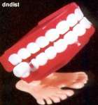 small-wind-up-chattering-teeth-hopping-feet-toy-mouth-